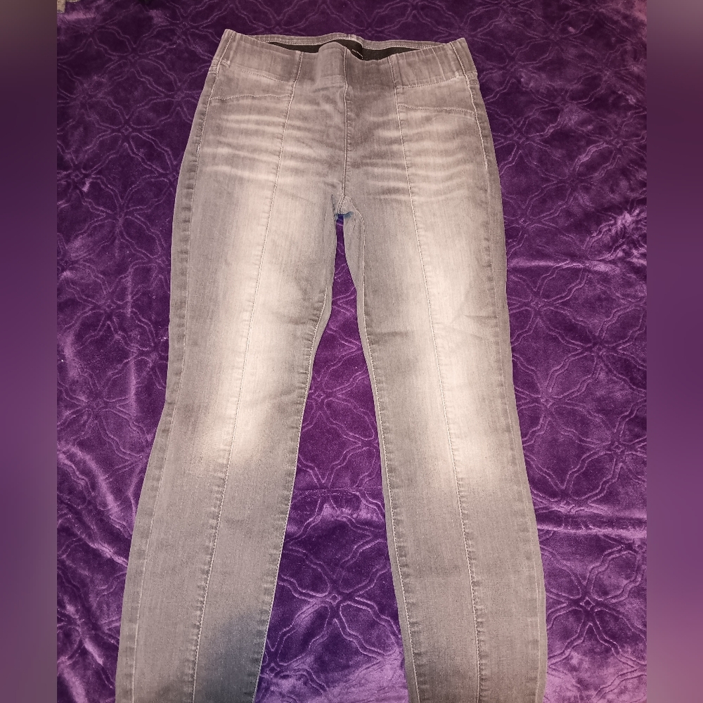 Simply Vera Pull on Denim